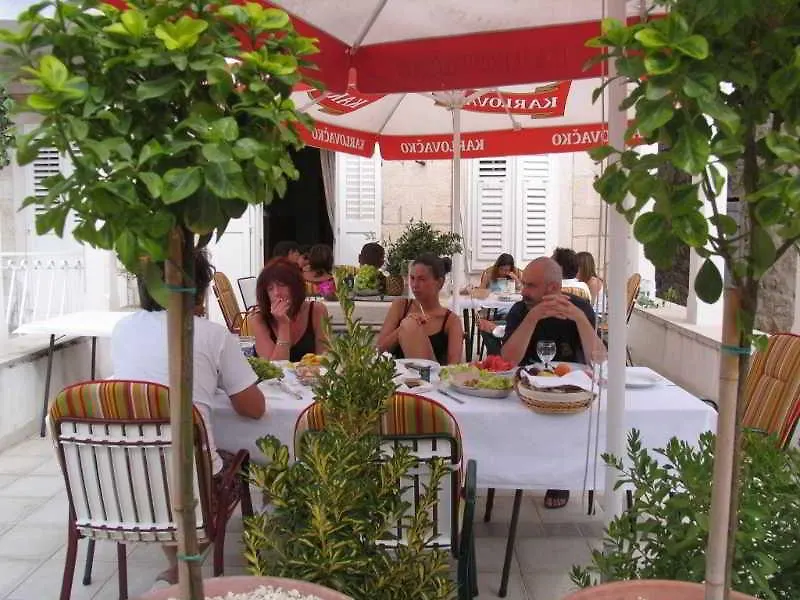 Отель Villa Liza Трогир